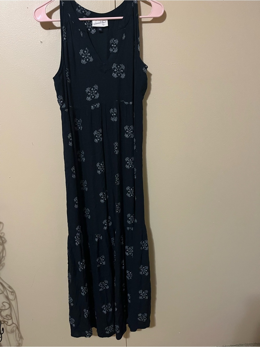 Universal Thread Navy Sleeveless Floral Maxi Dress